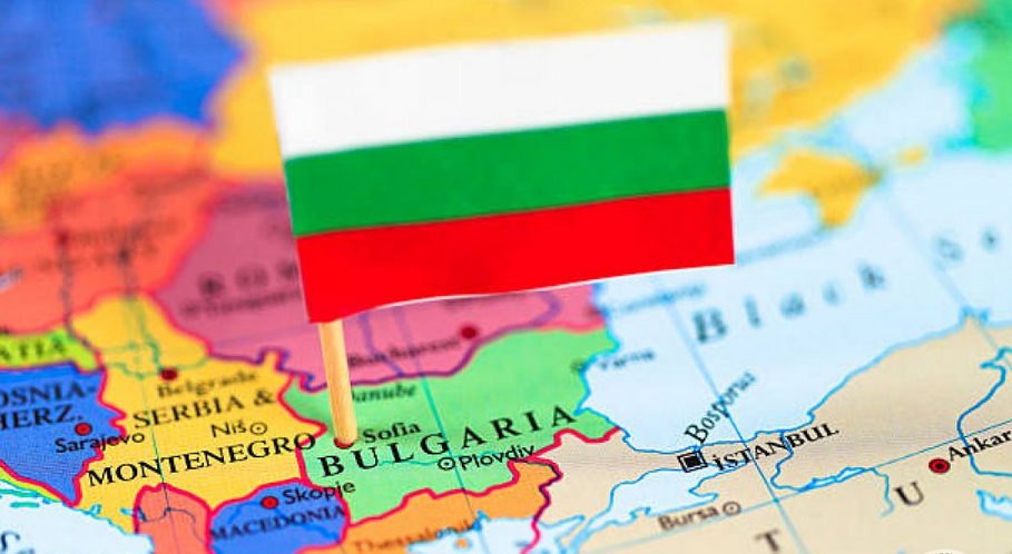 Первинний аналіз уламків: у Болгарії заявили про падіння українського безпілотника